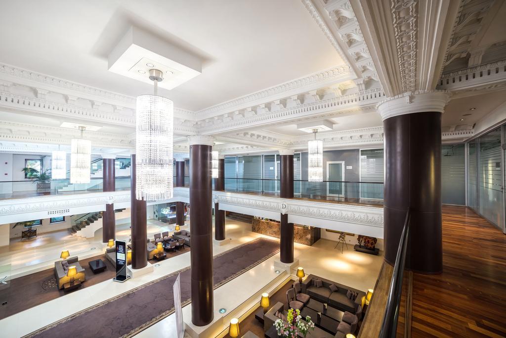 The Dostyk Hotel Almaty Eksteriør bilde